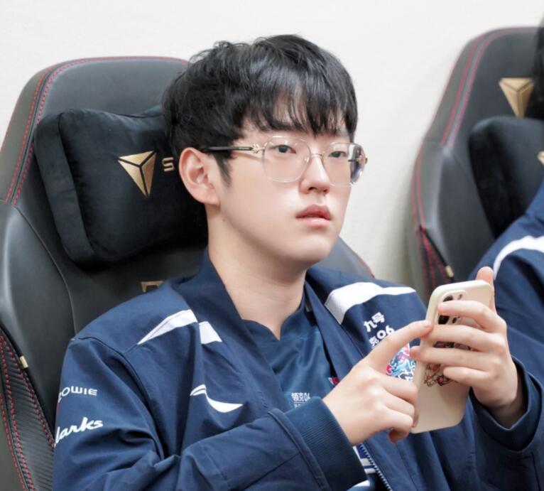 重磅:Scout回归赛场(scout在skt上场过吗) 重磅:Scout回归赛场(scout在skt上场过吗)